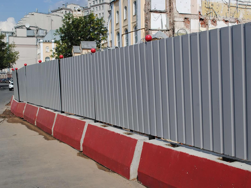 Цена Серое ограждение для строительной площадки в Москве Купить Серое ограждение для строительной площадки